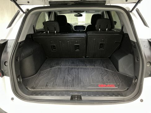 Used 2020 GMC Terrain SLE w/ Driver Convenience Package AWD/4WD image 28