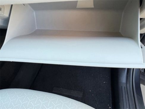 Used 2022 Kia Sorento EX image 33