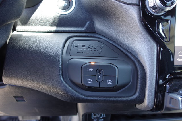 New 2025 RAM 5500 Tradesman w/ Chrome Appearance Group AWD/4WD image 20
