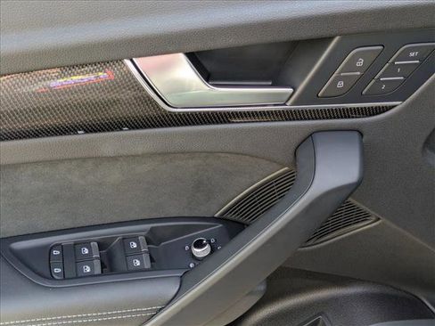 Used 2022 Audi SQ5 Premium Plus w/ Premium Plus Package image 12