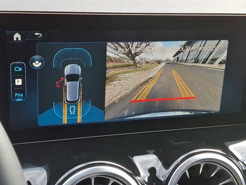 Used 2026 Mercedes-Benz GLA 250 4MATIC image 15