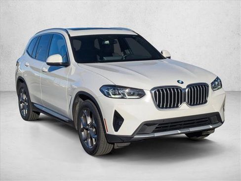 Certified 2022 BMW X3 sDrive30i w/ Premium Package 2 (ZPA) image 3