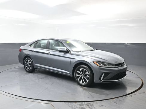 Used 2025 Volkswagen Jetta S FWD image 5