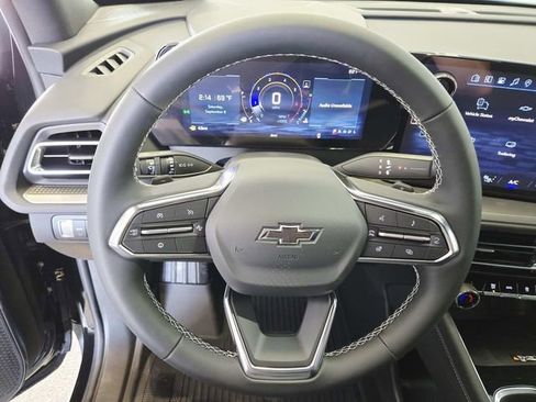 New 2026 Chevrolet Traverse LT w/ Midnight/Sport Edition image 17