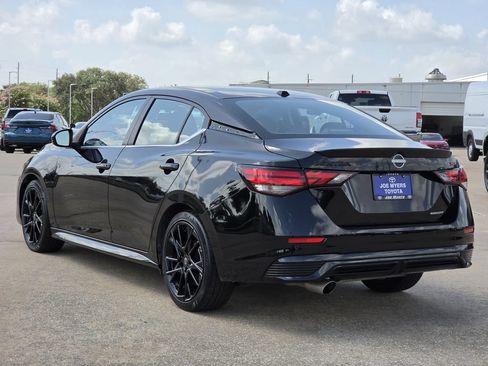 Used 2025 Nissan Sentra SR w/ Midnight Edition FWD image 7