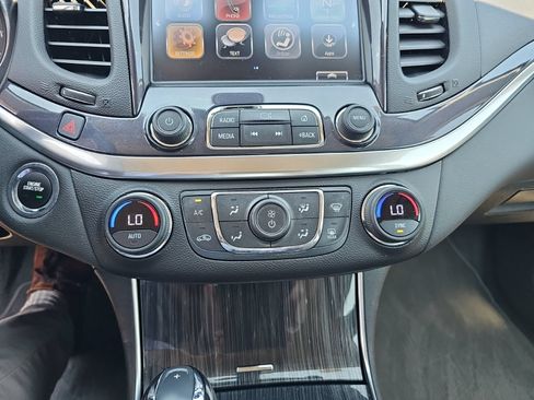 Used 2018 Chevrolet Impala LT w/ LT Convenience Package FWD image 20