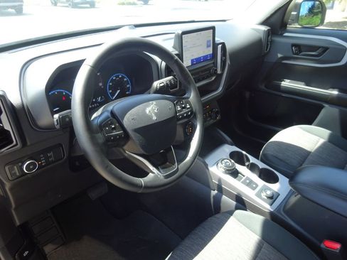 Used 2024 Ford Bronco Sport Big Bend w/ Convenience Package AWD/4WD image 11