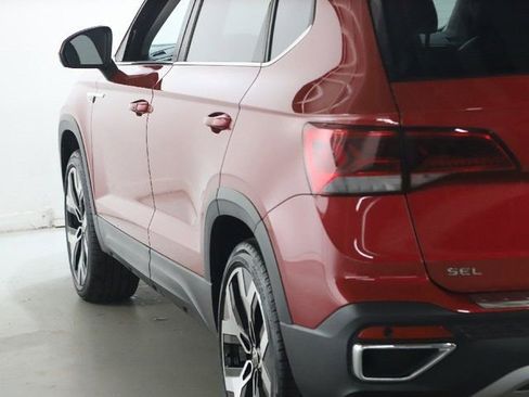 Used 2023 Volkswagen Taos SEL AWD/4WD image 43