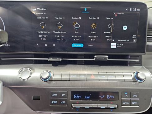 Used 2024 Hyundai Kona SEL FWD image 16