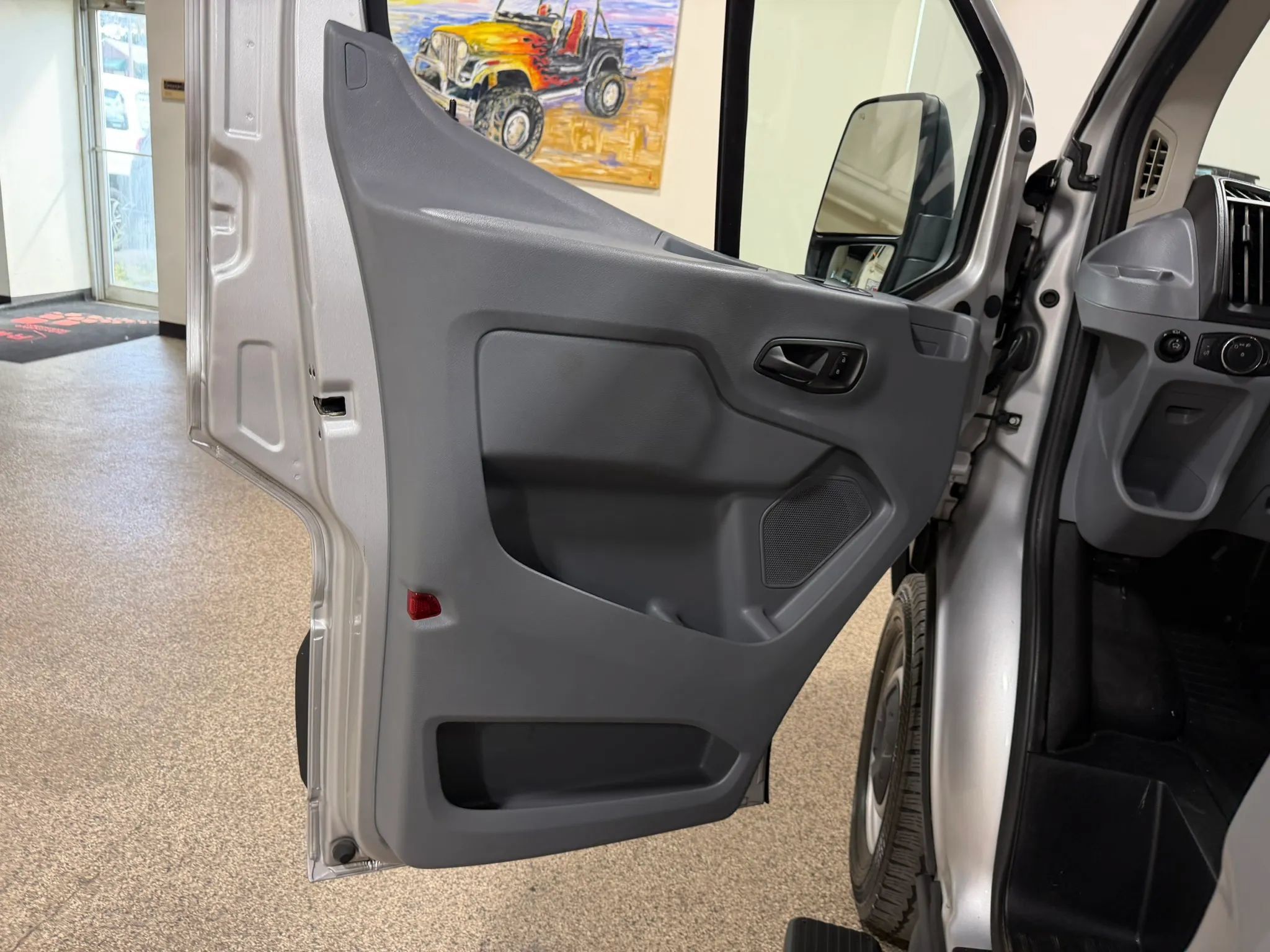 Used 2018 Ford Transit 350 XL RWD image 26