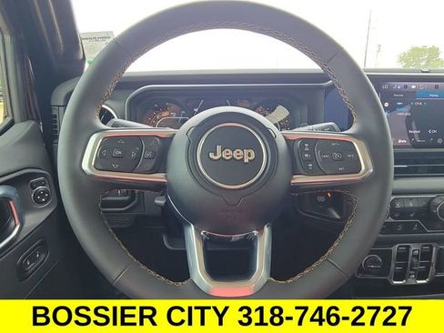 Used 2024 Jeep Wrangler Unlimited Sahara w/ Safety Group AWD/4WD image 11