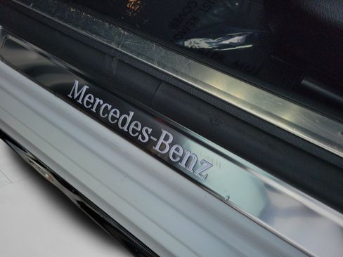 Used 2024 Mercedes-Benz S 580 4MATIC Sedan image 34