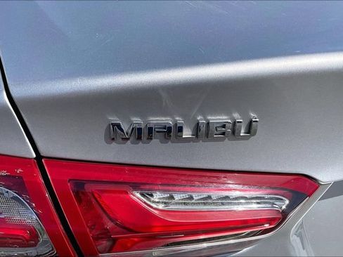 Used 2022 Chevrolet Malibu LT FWD image 31