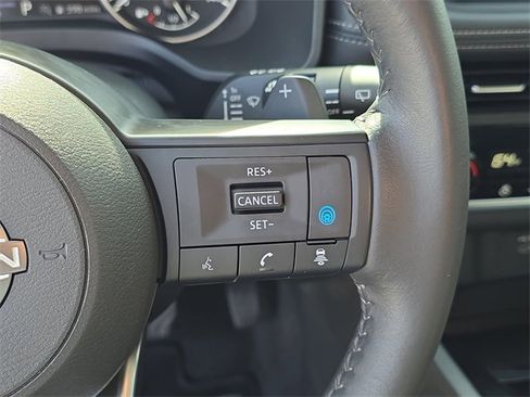 Certified 2024 Nissan Rogue SV w/ SV Premium Package image 34