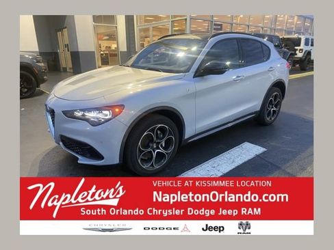 Used 2024 Alfa Romeo Stelvio Ti image 1