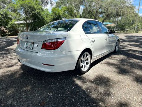 Used 2010 BMW 535i 535i Sedan 4D w/ Sport Pkg image 4