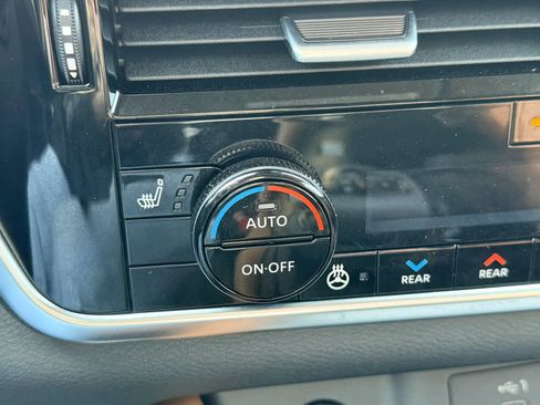 Used 2024 Nissan Rogue Platinum w/ Platinum Premium Package FWD image 21