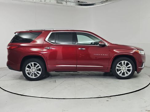 Used 2019 Chevrolet Traverse High Country w/ LPO, Floor Liner Package image 7