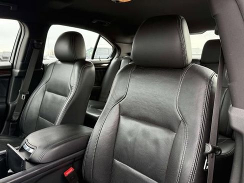 Used 2015 Ford Taurus Limited image 10