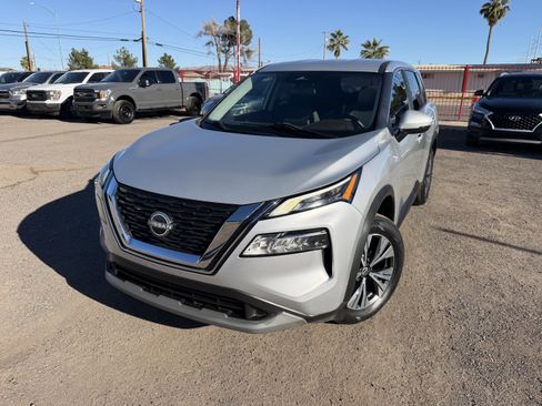 Used 2023 Nissan Rogue SV FWD image 1
