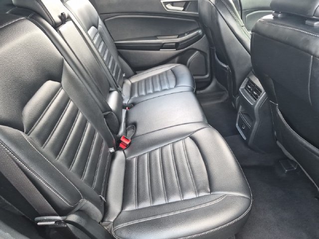 Used 2021 Ford Edge SEL FWD image 25