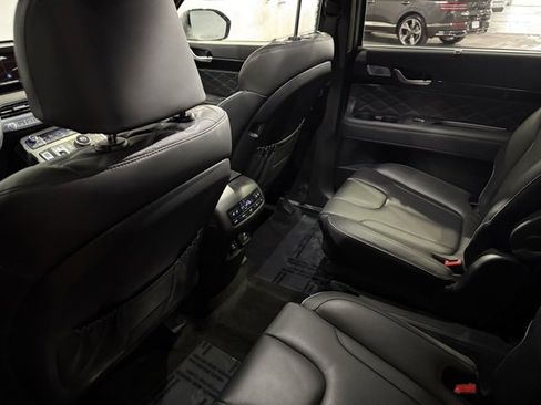Used 2022 Hyundai Palisade Calligraphy image 30