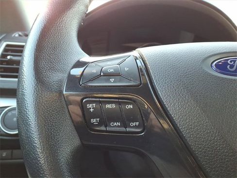 Used 2016 Ford Explorer XLT w/ Equipment Group 202A image 17