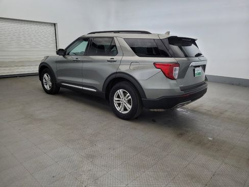 Used 2020 Ford Explorer XLT w/ Equipment Group 202A image 3