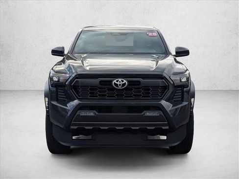 Used 2025 Toyota Tacoma TRD Off-Road AWD/4WD image 2