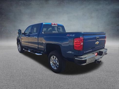 Used 2015 Chevrolet Silverado 2500 LTZ w/ LTZ Plus Package AWD/4WD image 6