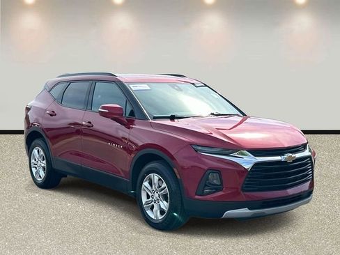 Used 2021 Chevrolet Blazer LT FWD image 3