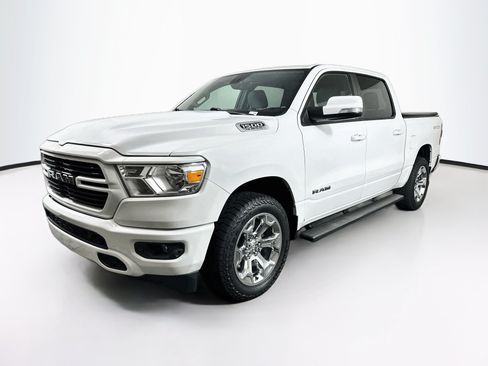 Used 2020 RAM 1500 Big Horn AWD/4WD image 3