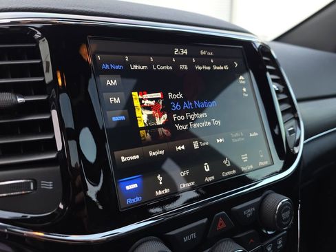 Used 2019 Jeep Grand Cherokee Limited w/ Luxury Group II image 21