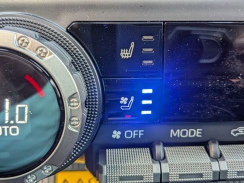 New 2024 Toyota Tacoma TRD Off-Road image 22