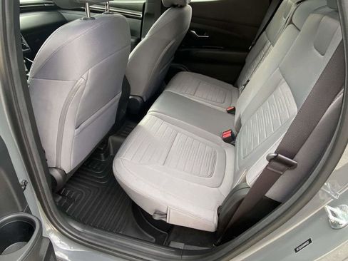 Used 2022 Hyundai Santa Cruz SEL Premium image 8