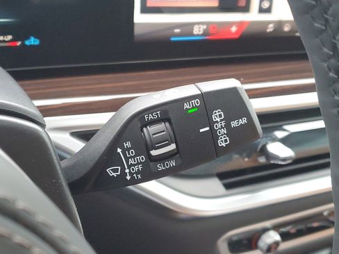 New 2026 BMW X5 xDrive40i w/ M Sport Package AWD/4WD image 16