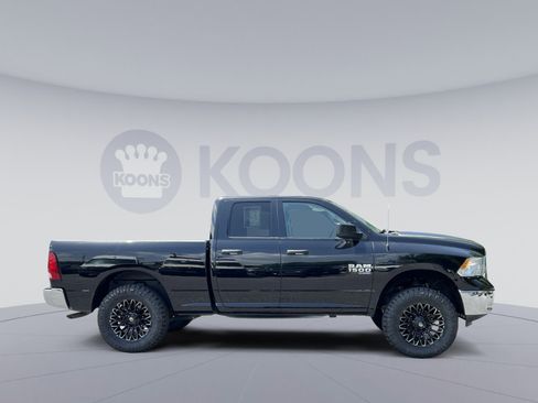 Used 2024 RAM 1500 Classic SLT AWD/4WD image 12