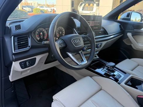 Used 2025 Audi Q5 2.0T Premium Plus w/ Premium Plus Package AWD/4WD image 18