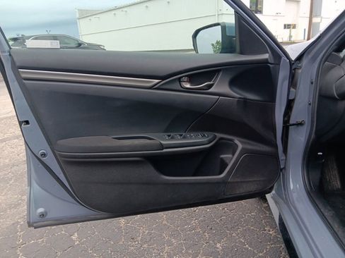 Used 2019 Honda Civic Sport image 24