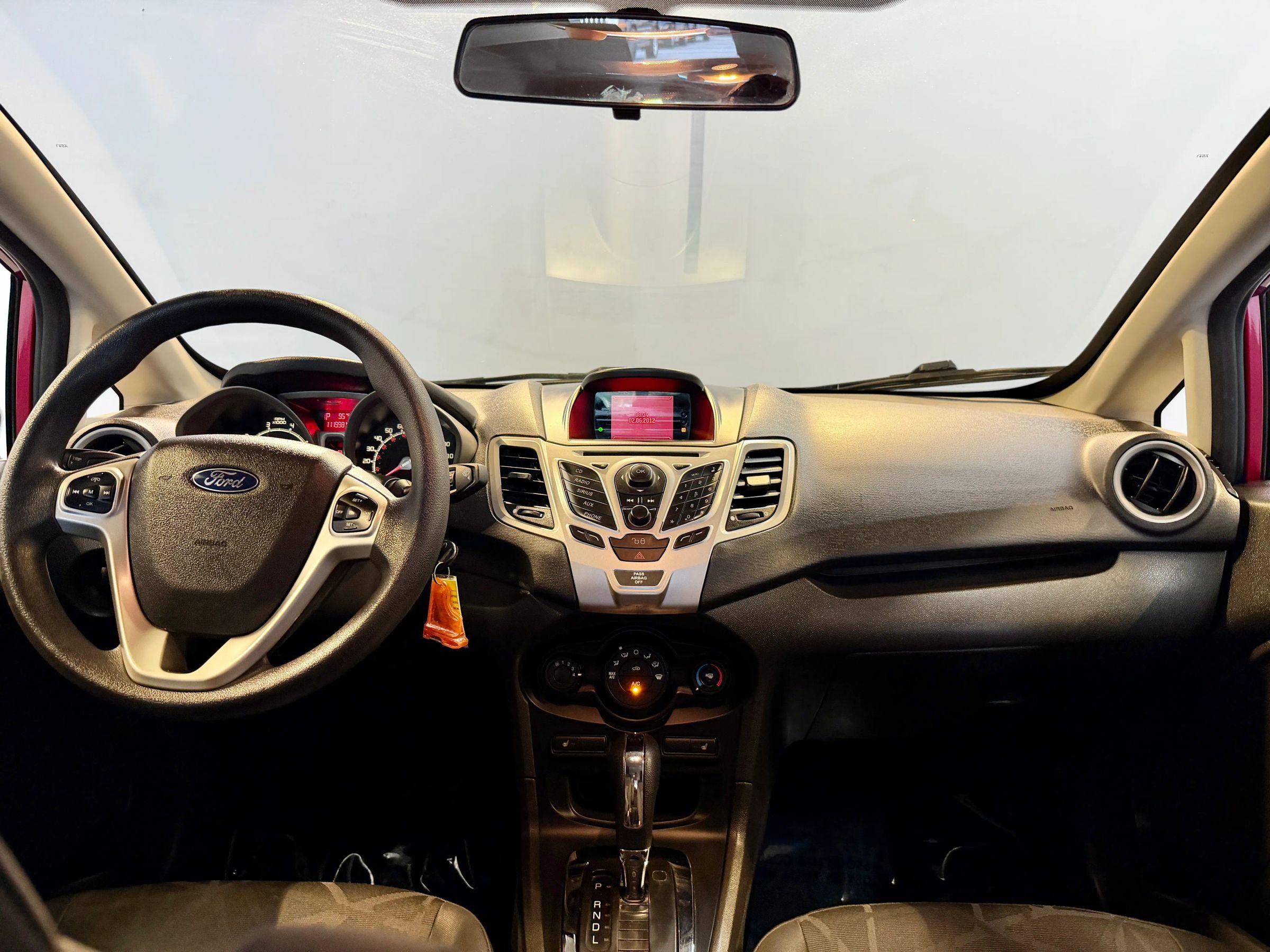 Used 2012 Ford Fiesta SE w/ Super Fuel Economy Pkg FWD image 14