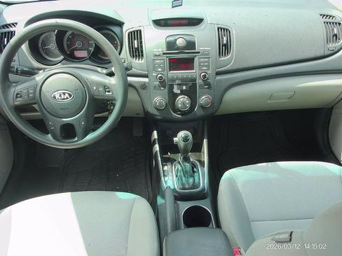 Used 2013 Kia Forte EX FWD image 6