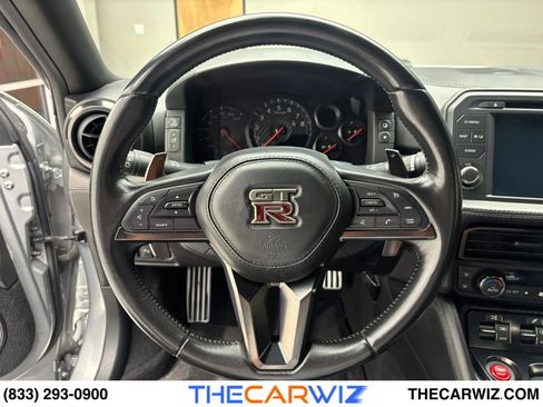 Used 2023 Nissan GT-R Premium w/ Premium Interior Package image 52