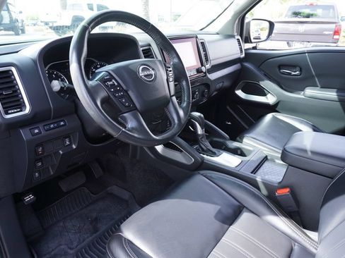 Used 2024 Nissan Frontier SL w/ Technology Package RWD image 18