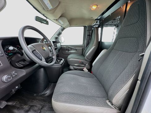 Used 2024 Chevrolet Express 2500 Work Van Cargo w/ Driver Convenience Package image 12