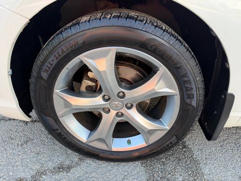 Used 2009 Toyota Venza FWD image 26