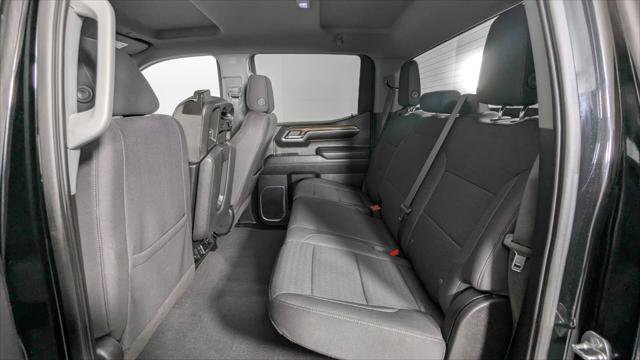 Used 2023 Chevrolet Silverado 1500 LT AWD/4WD image 17