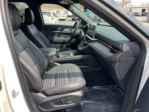 New 2026 Ford Explorer ST-Line AWD/4WD image 5