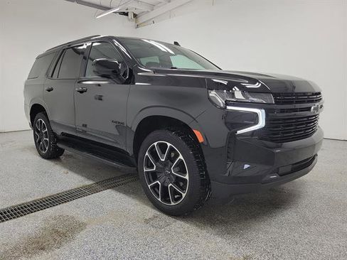 Used 2023 Chevrolet Tahoe RST image 2