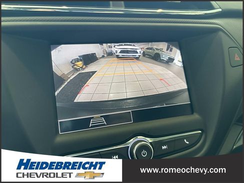 Certified 2023 Chevrolet TrailBlazer LS FWD image 22