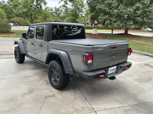 Used 2022 Jeep Gladiator Mojave w/ Trailer Tow Package AWD/4WD image 8